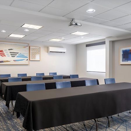 Holiday Inn Express Toledo North By Ihg Exteriör bild