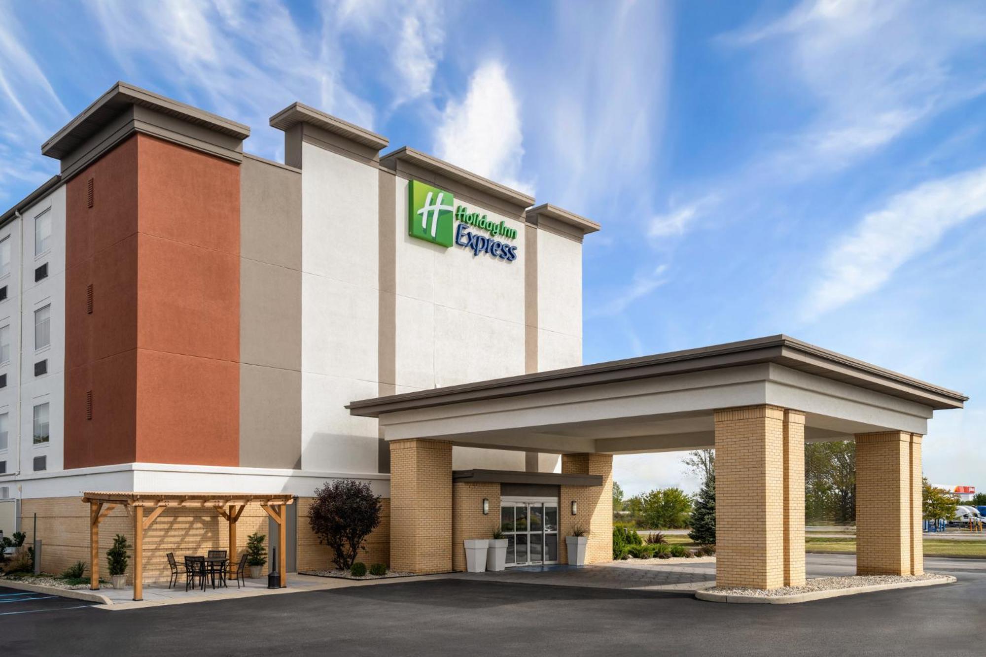 Holiday Inn Express Toledo North By Ihg Exteriör bild
