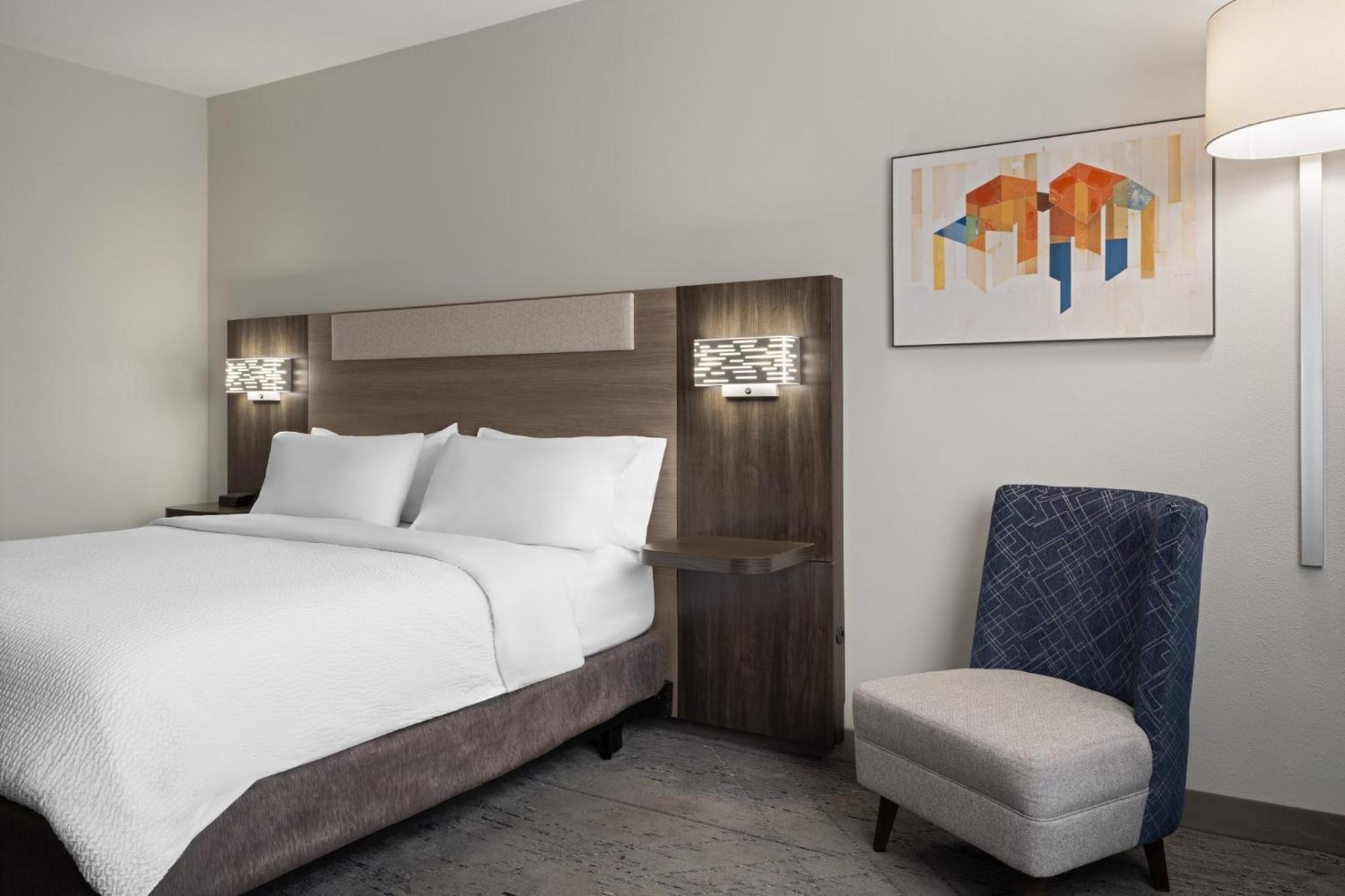 Holiday Inn Express Toledo North By Ihg Exteriör bild